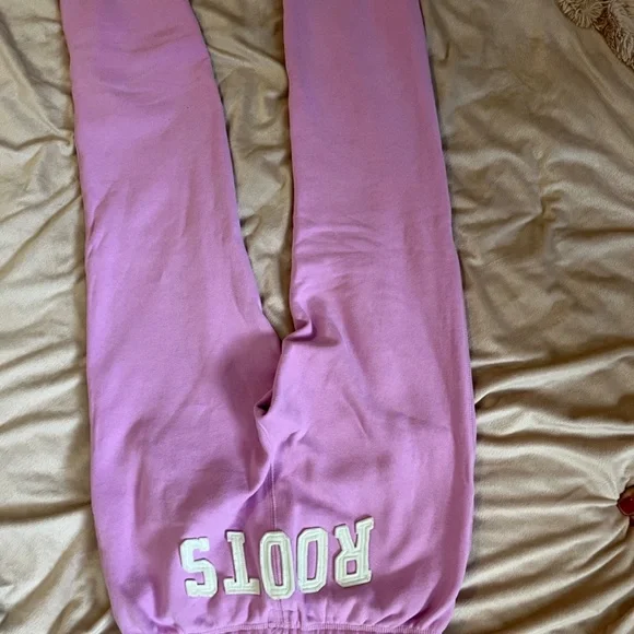 Roots - Picture 3 of 6